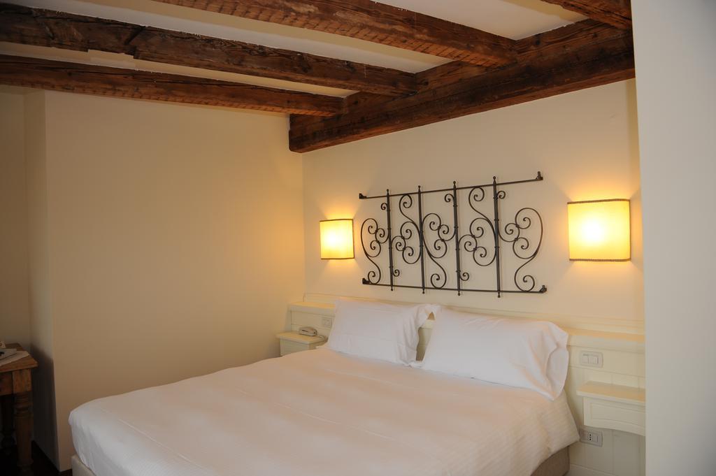 Hotel Relais Vecchio Maso Sopramonte Exteriör bild